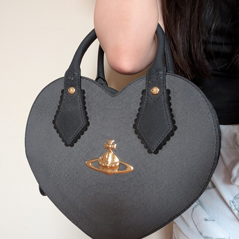 Vivienne Westwood Black Heart Crossbody Bag - Modified Exterior - Picture 3 of 17
